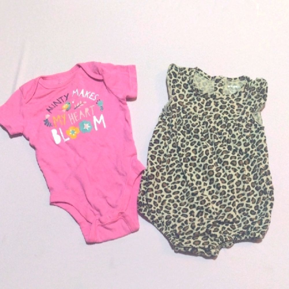 Old Navy 12-18 Months Set Of 2 One Piece Jumpsuits